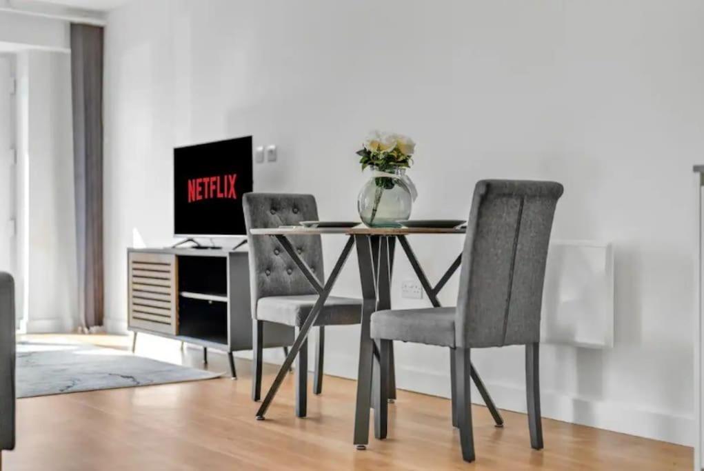 Deluxe 1 Bed In Colindale Wembley With Freewifitv Apartman London Kültér fotó